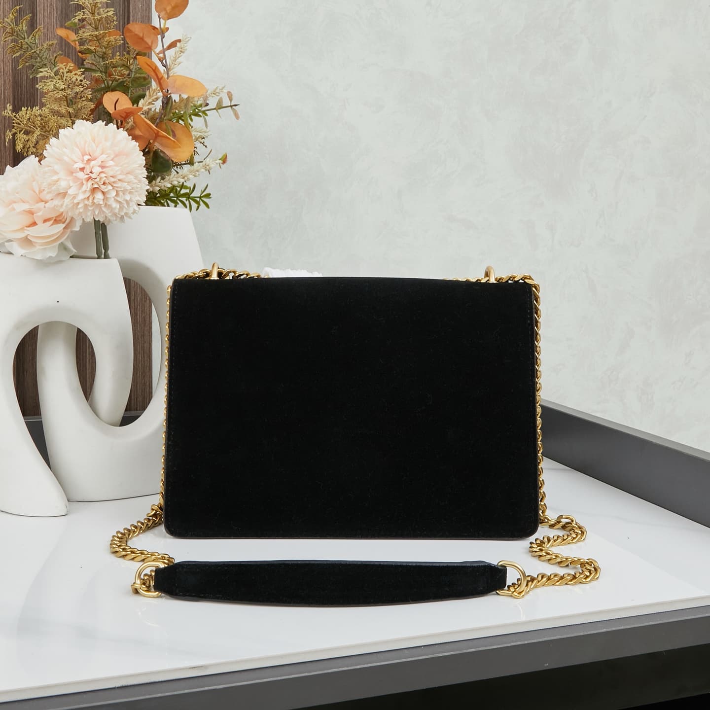 Saint Laurent Black Crossbody Bag 6038