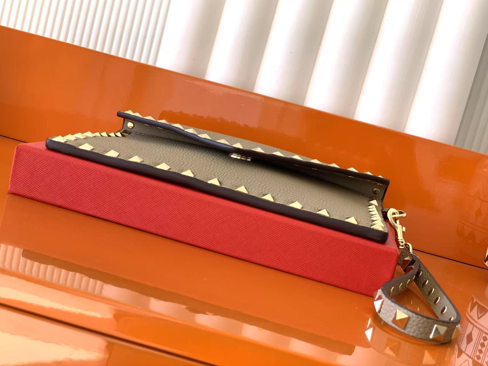 Valentino Pouch 6005