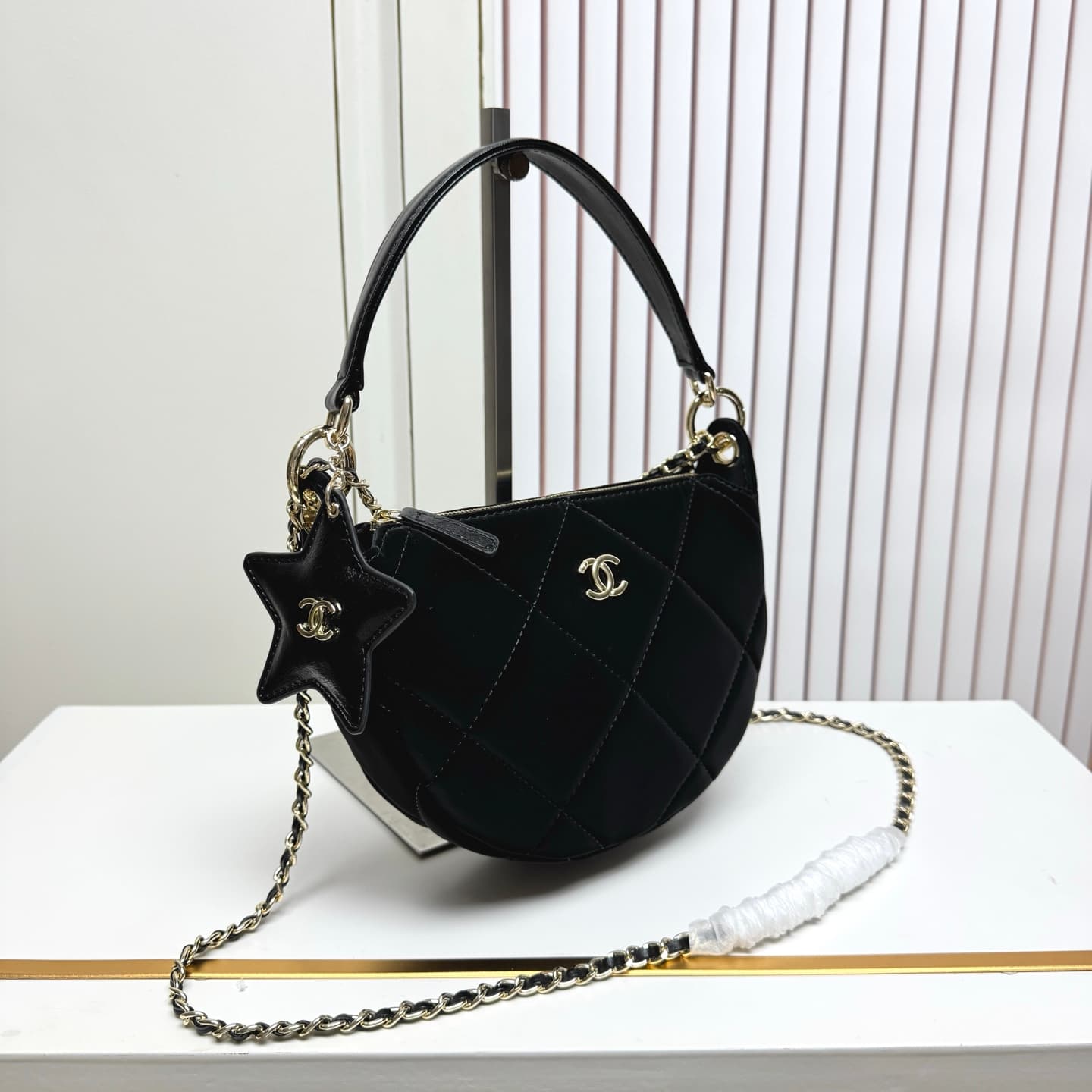 Chanel Gold Crossbody Bag 6207