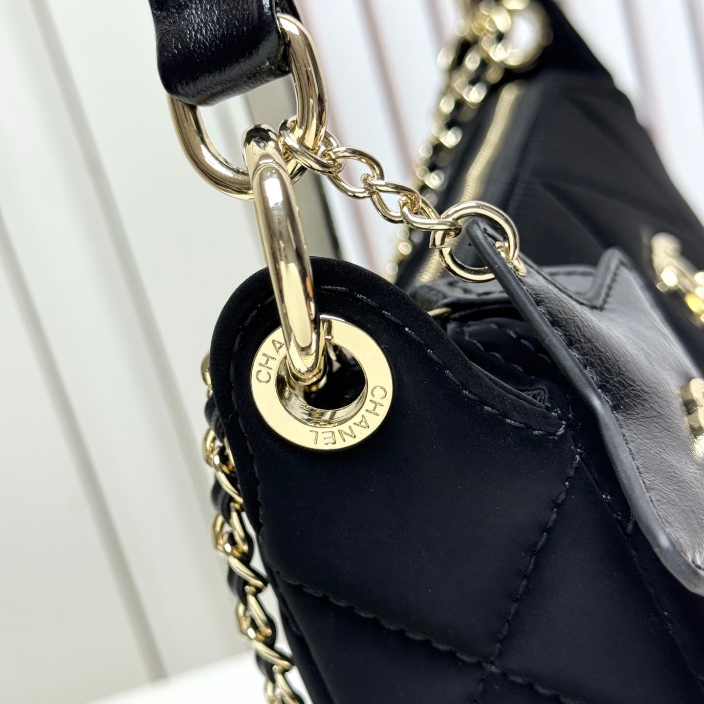 Chanel Gold Crossbody Bag 6207