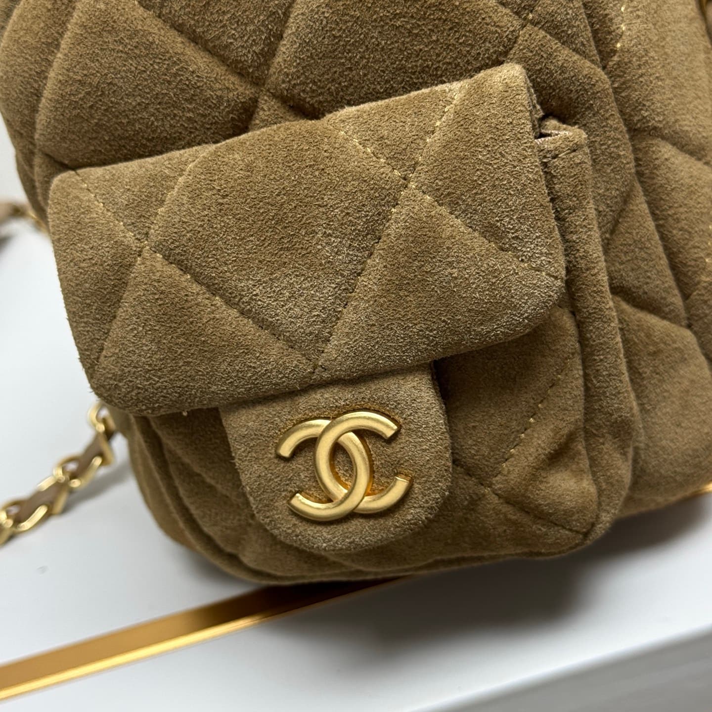 Chanel Gold Bag 6109