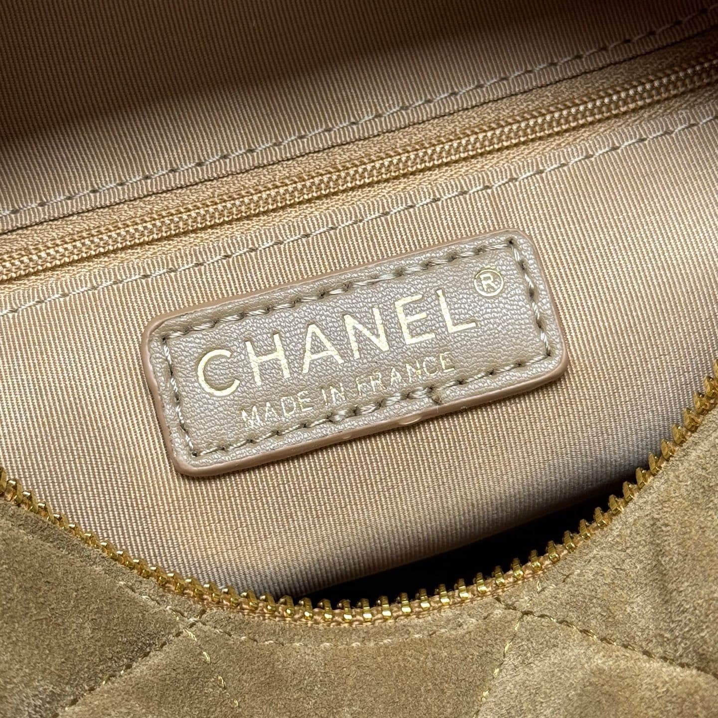 Chanel Gold Bag 6109