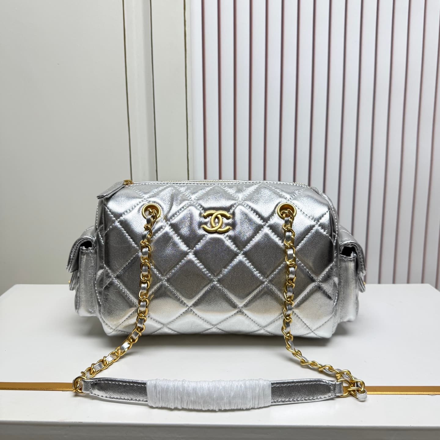 Chanel Gold Bag 6109