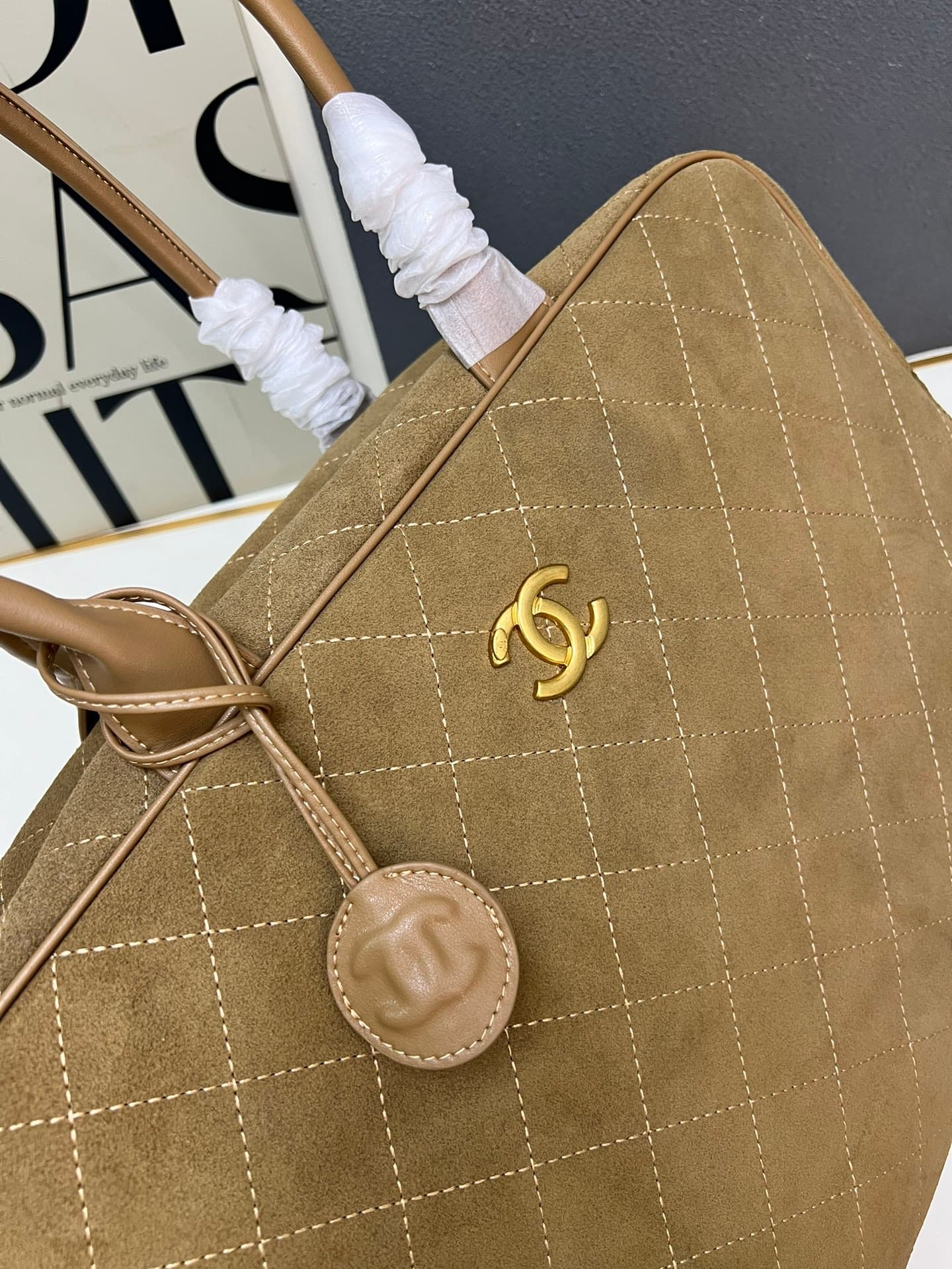 Chanel Gold Bag 1S3273