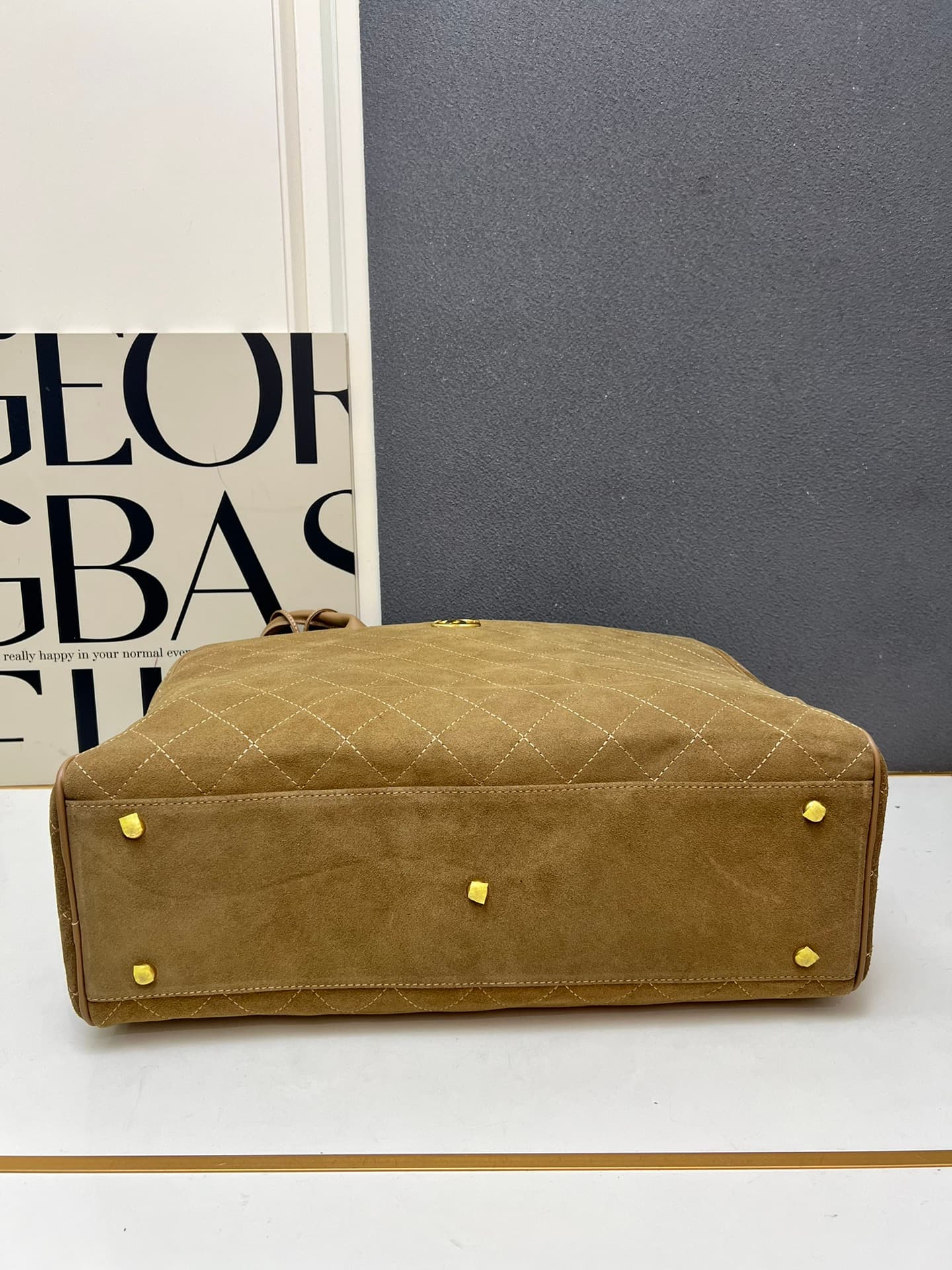 Chanel Gold Bag 1S3273