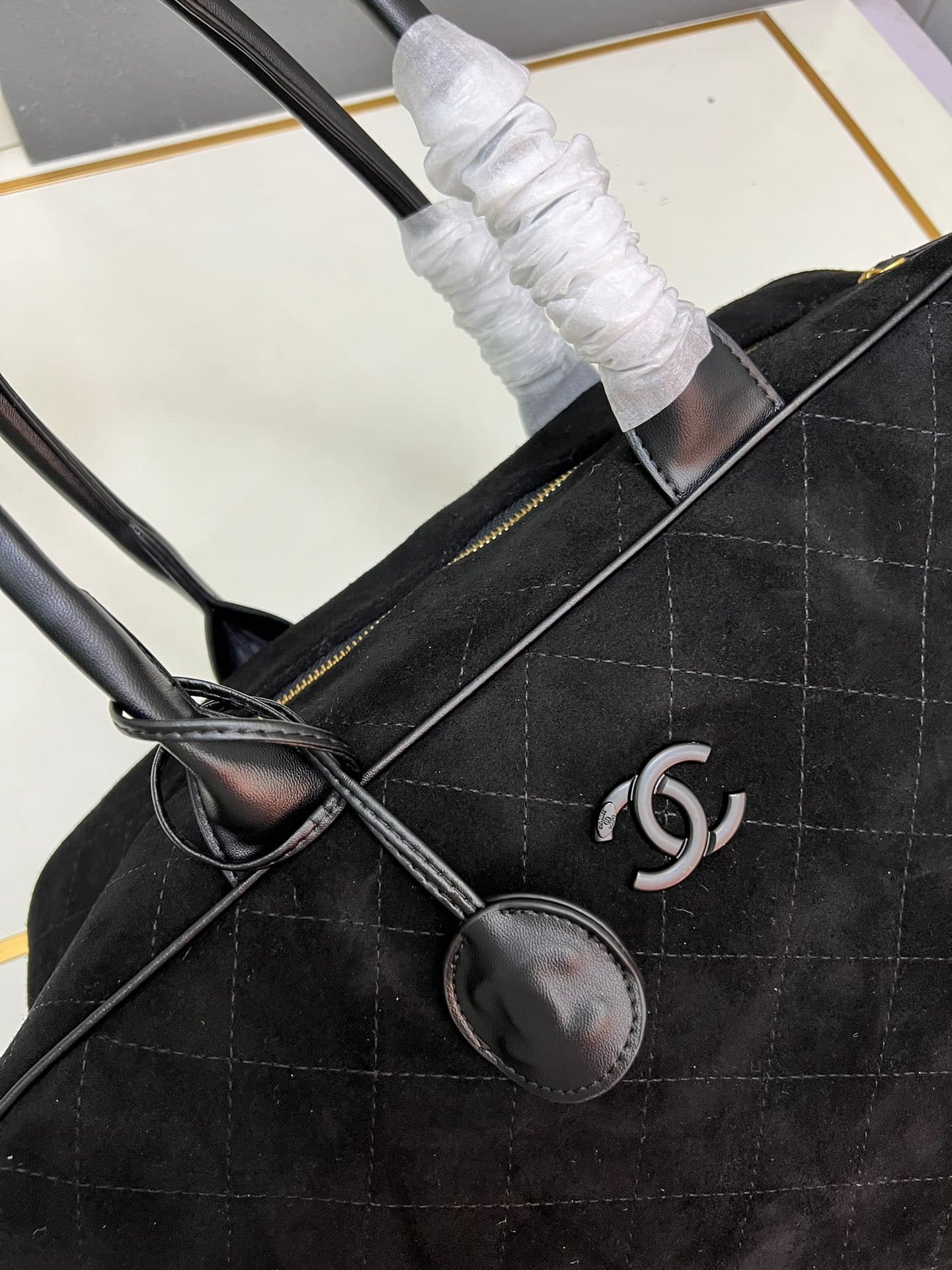 Chanel Gold Bag 1S3273