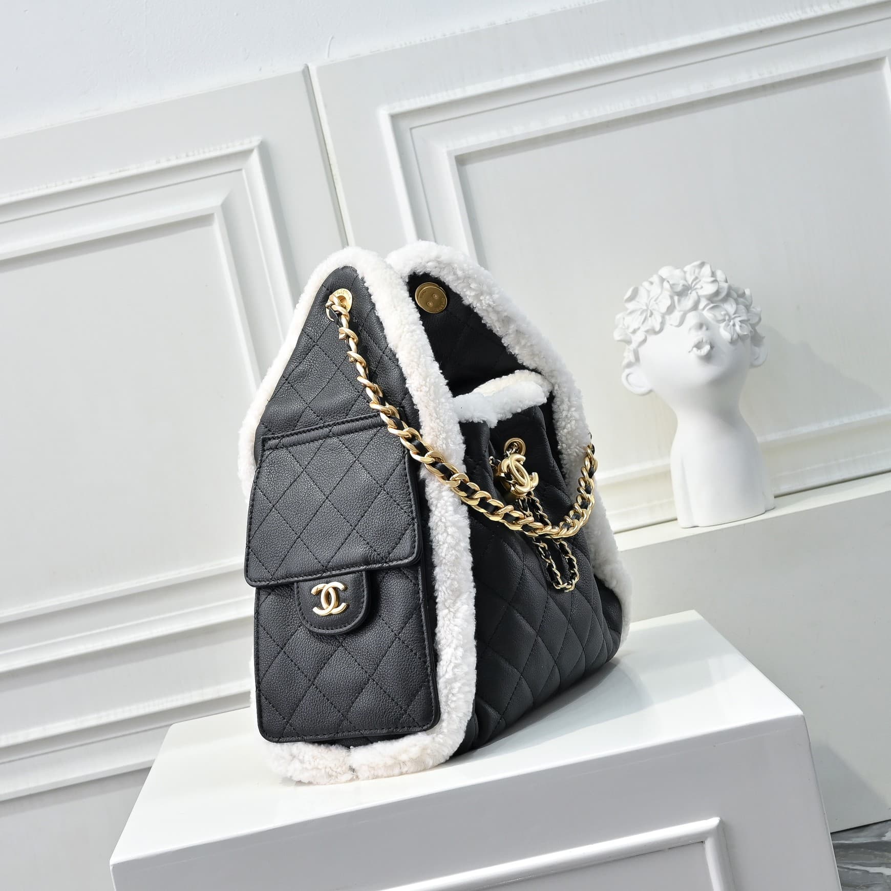 Chanel Gold Large Shoulder Bag 1251