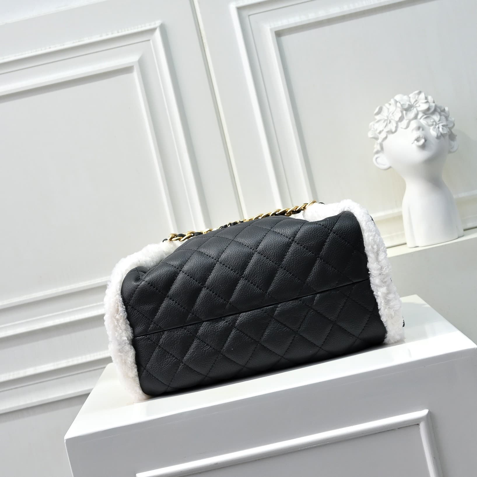 Chanel Gold Large Shoulder Bag 1251