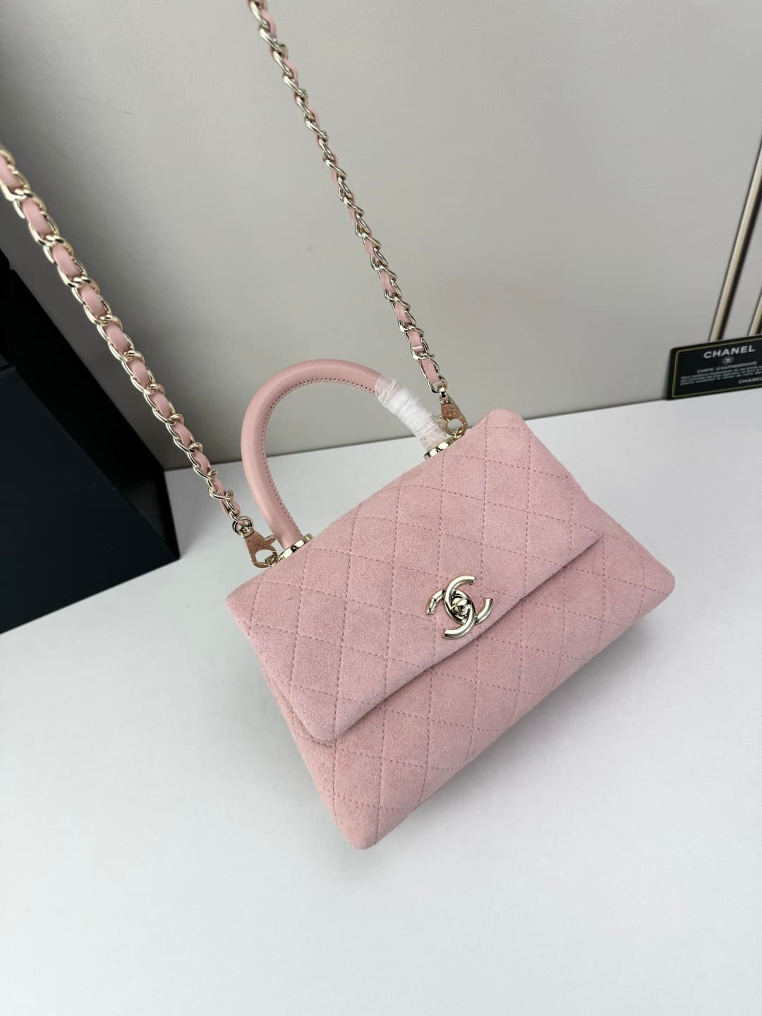 Chanel Gold Bag 92990