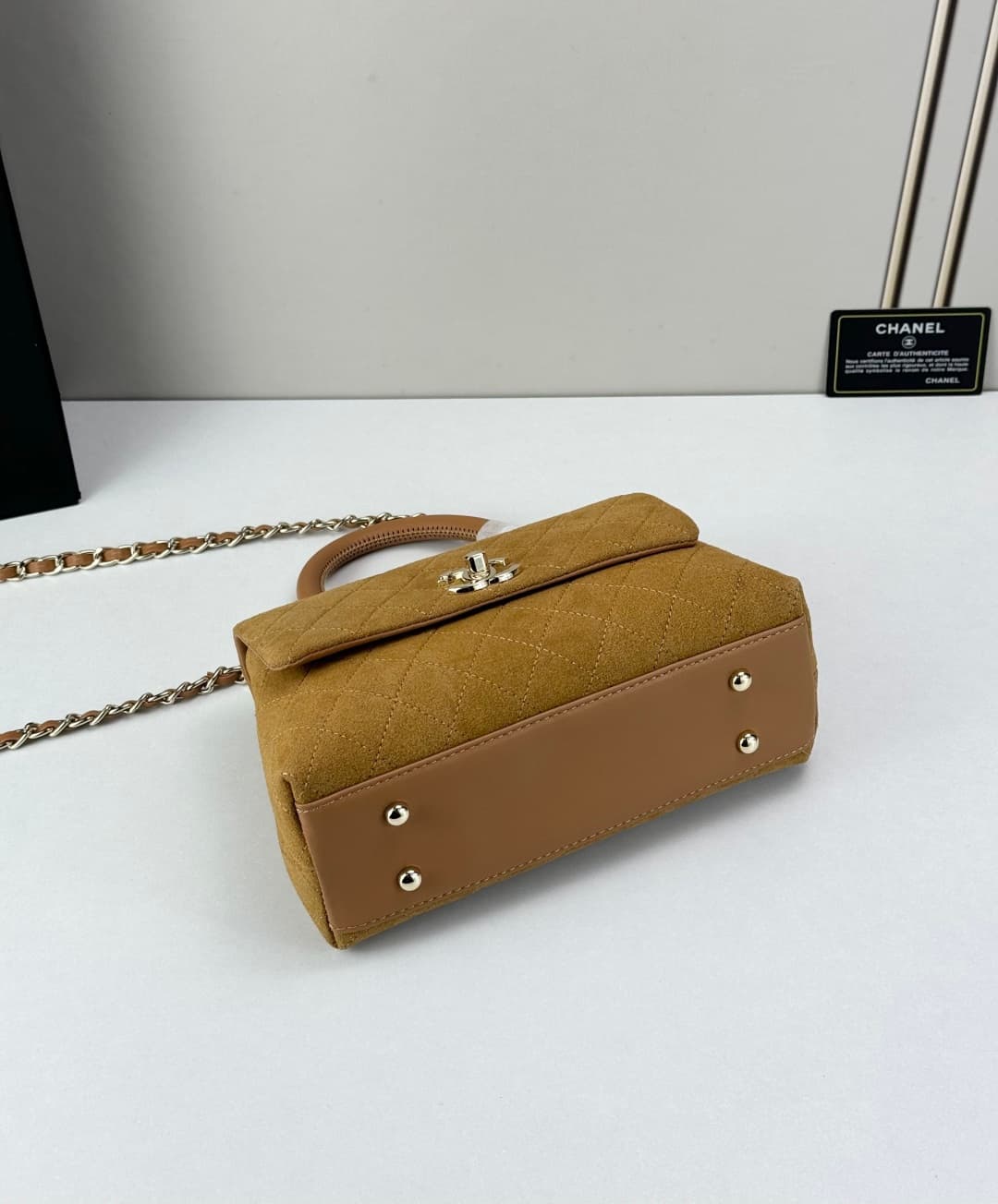Chanel Gold Bag 92990
