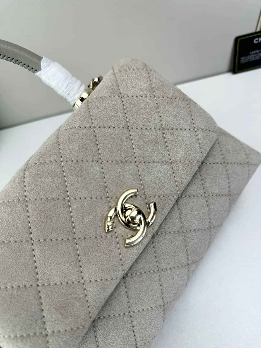 Chanel Gold Bag 92990