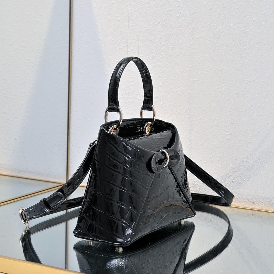 Dior Bag M239