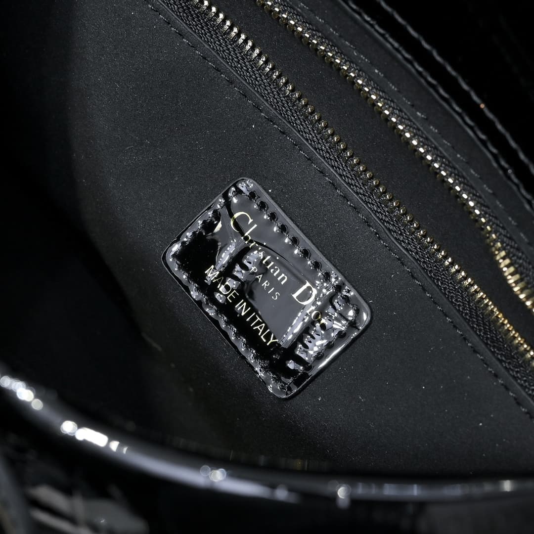 Dior Bag M239
