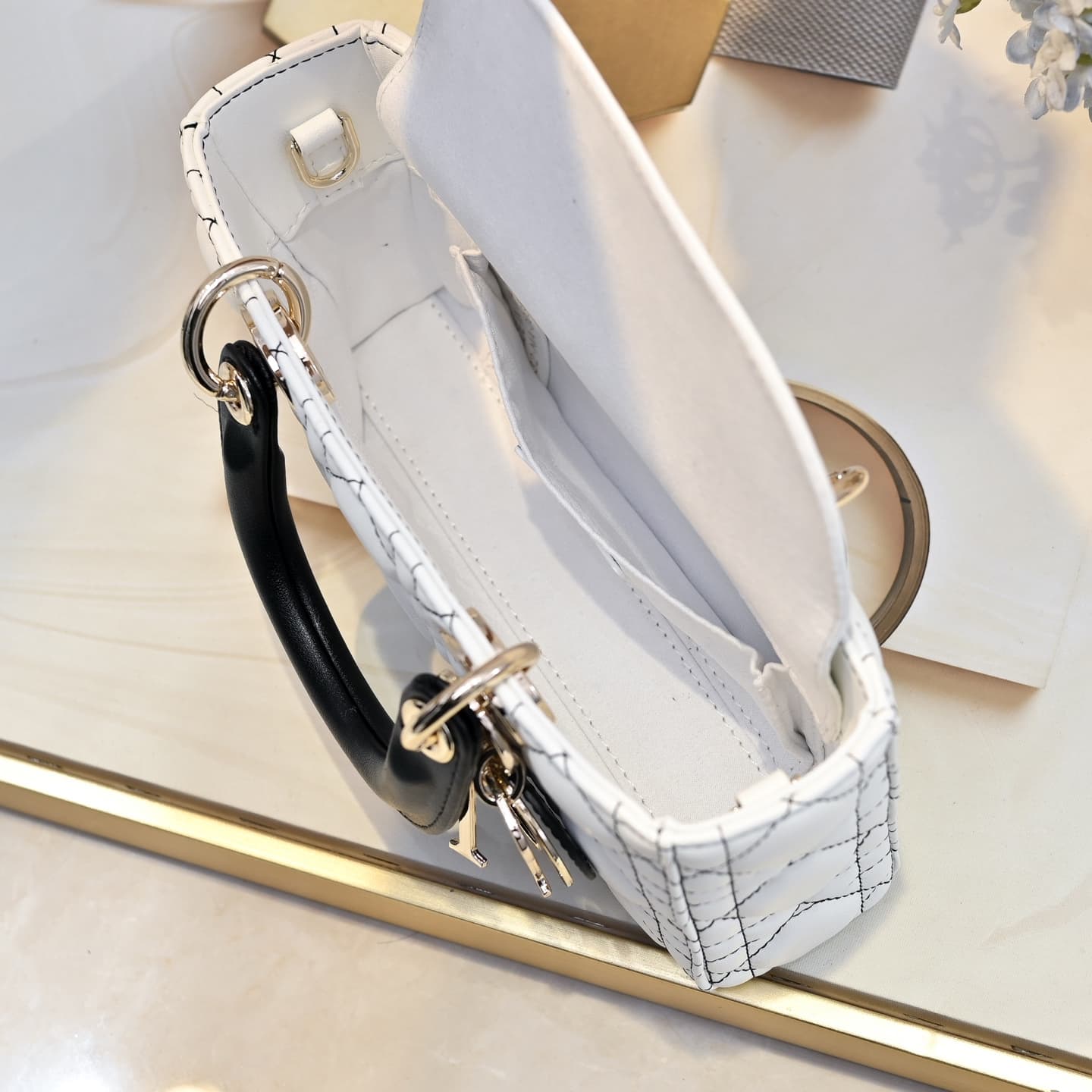Dior Black Crossbody Bag 0541
