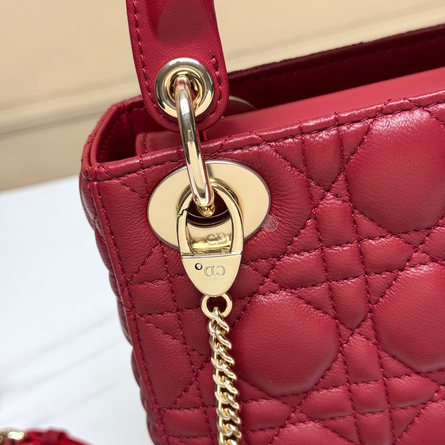 Dior Grey Product