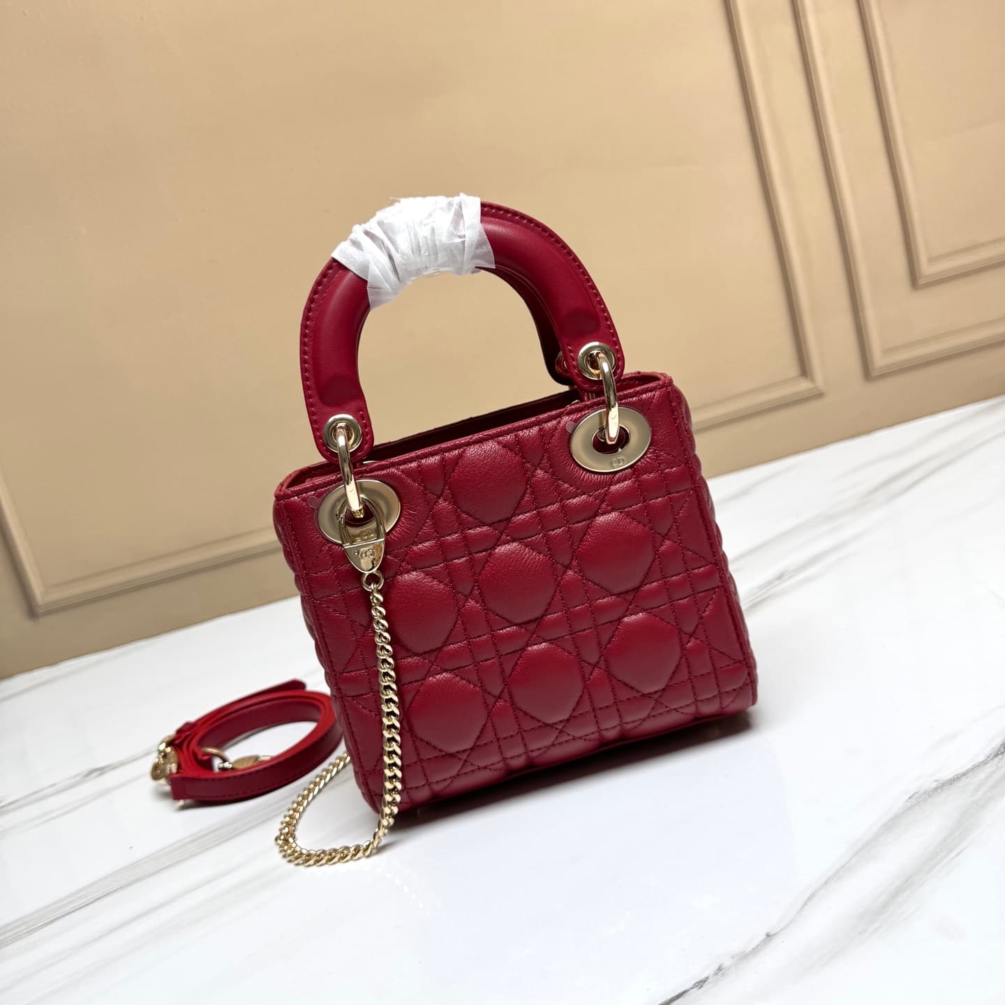 Dior Grey Product