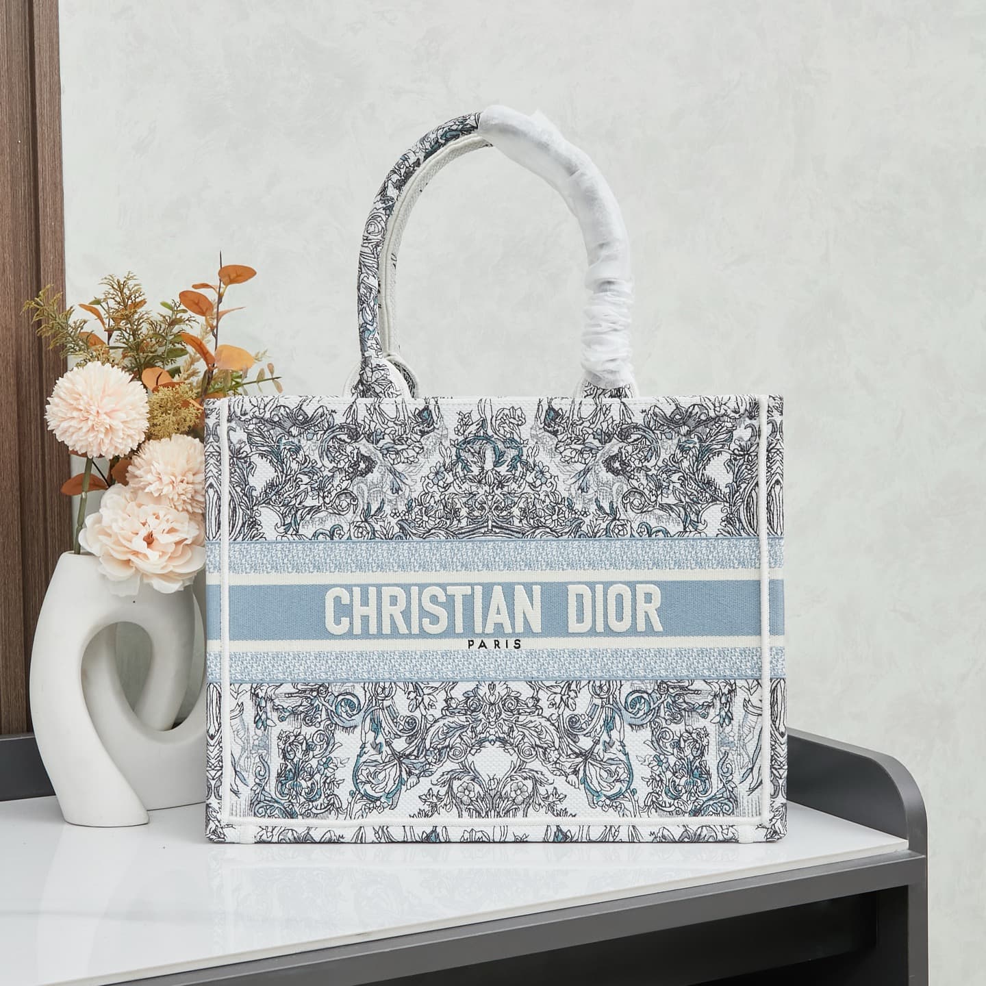 Dior Medium Tote Bag 1296