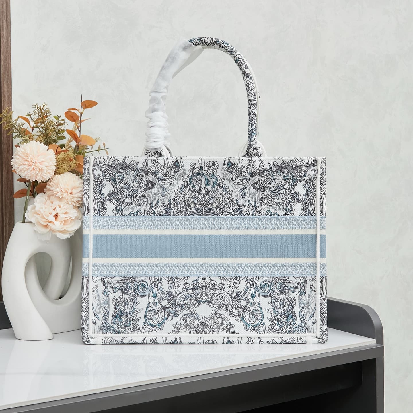Dior Medium Tote Bag 1296