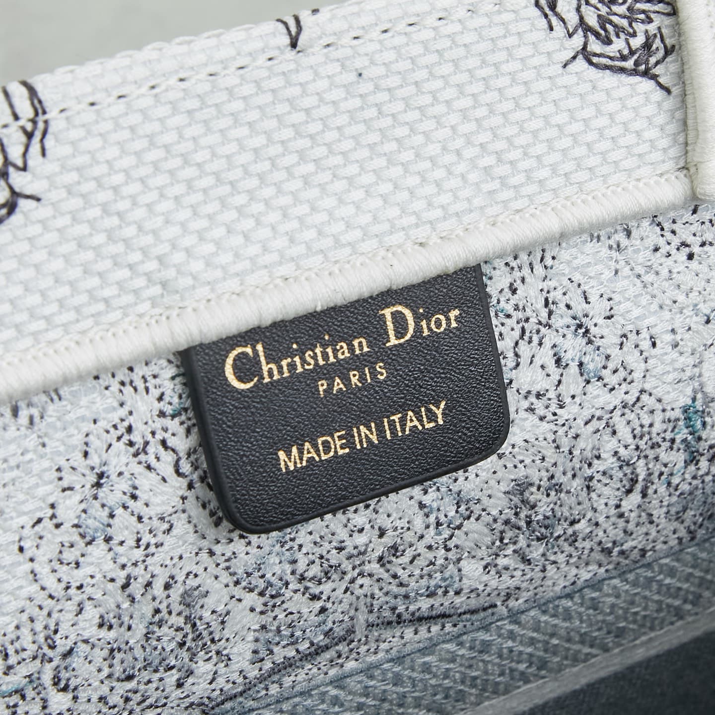 Dior Medium Tote Bag 1296