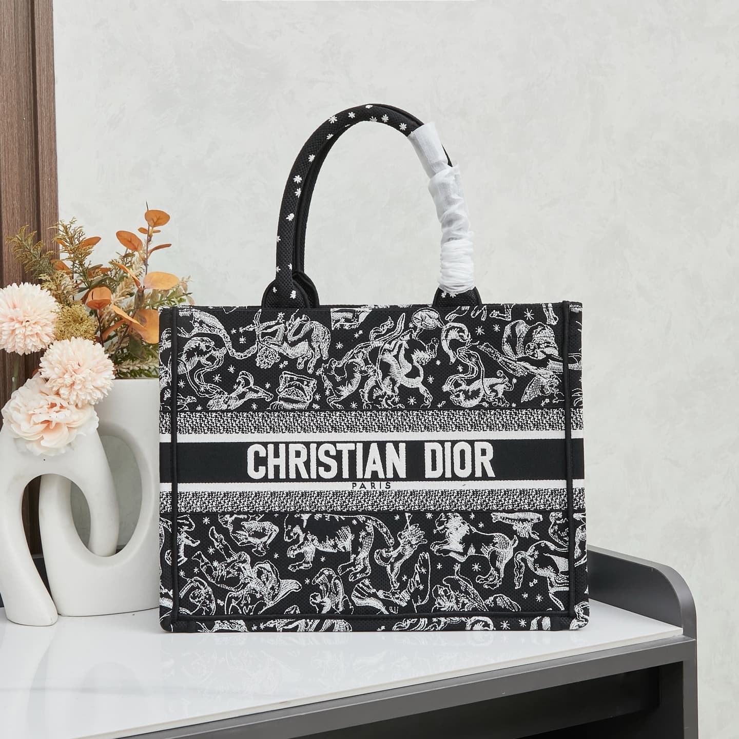 Dior Medium Tote Bag 1296