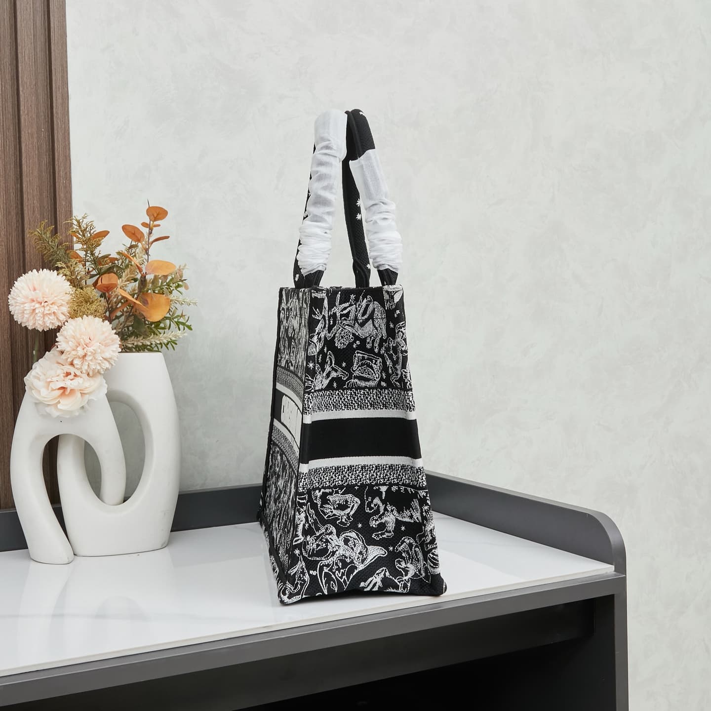 Dior Medium Tote Bag 1296