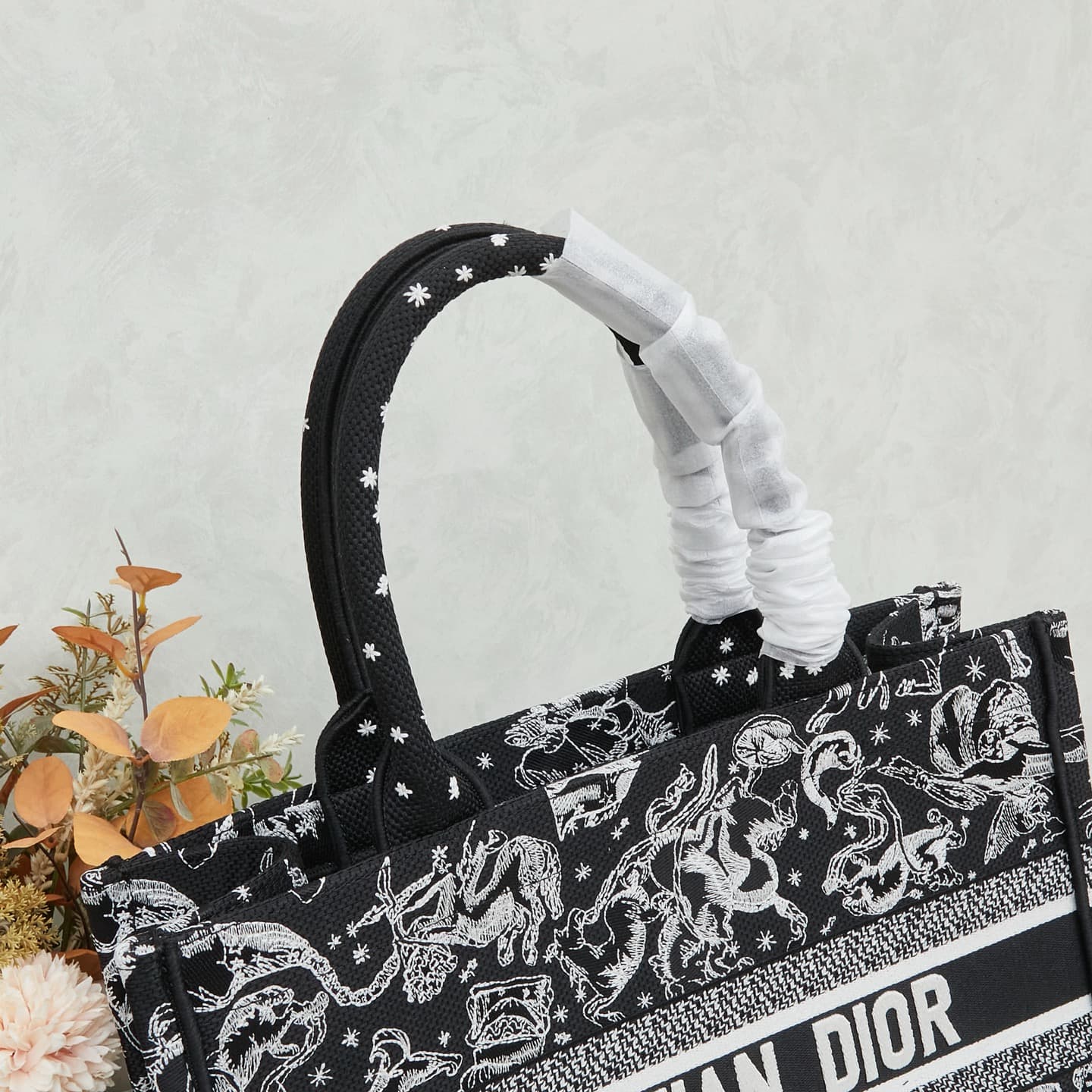 Dior Medium Tote Bag 1296