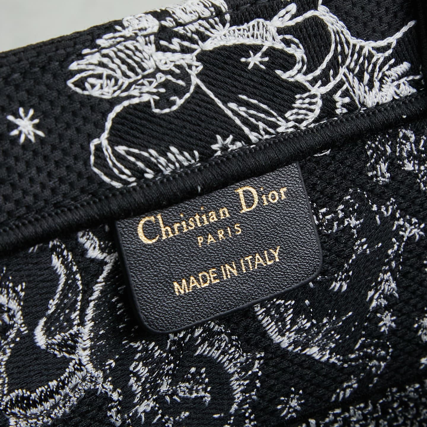Dior Medium Tote Bag 1296