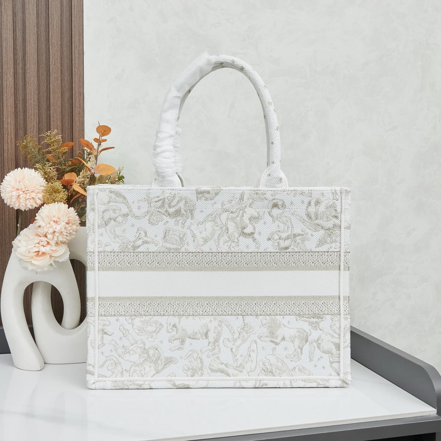 Dior Medium Tote Bag 1296