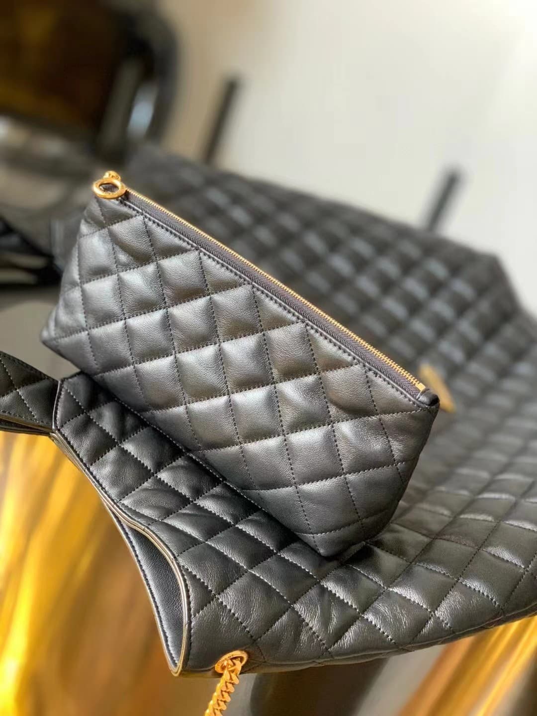 Saint Laurent Tote Bag 698651