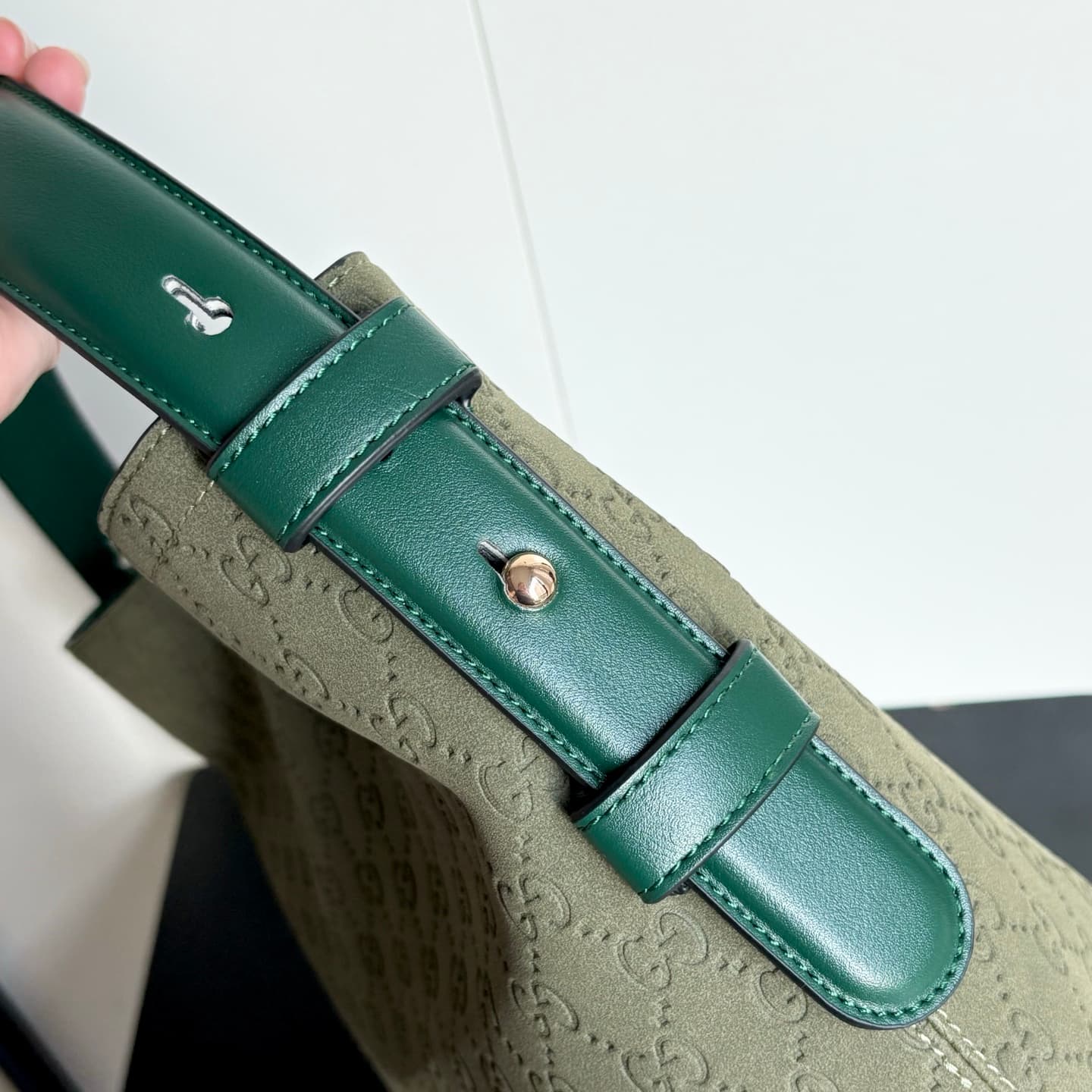 Gucci Product 850926
