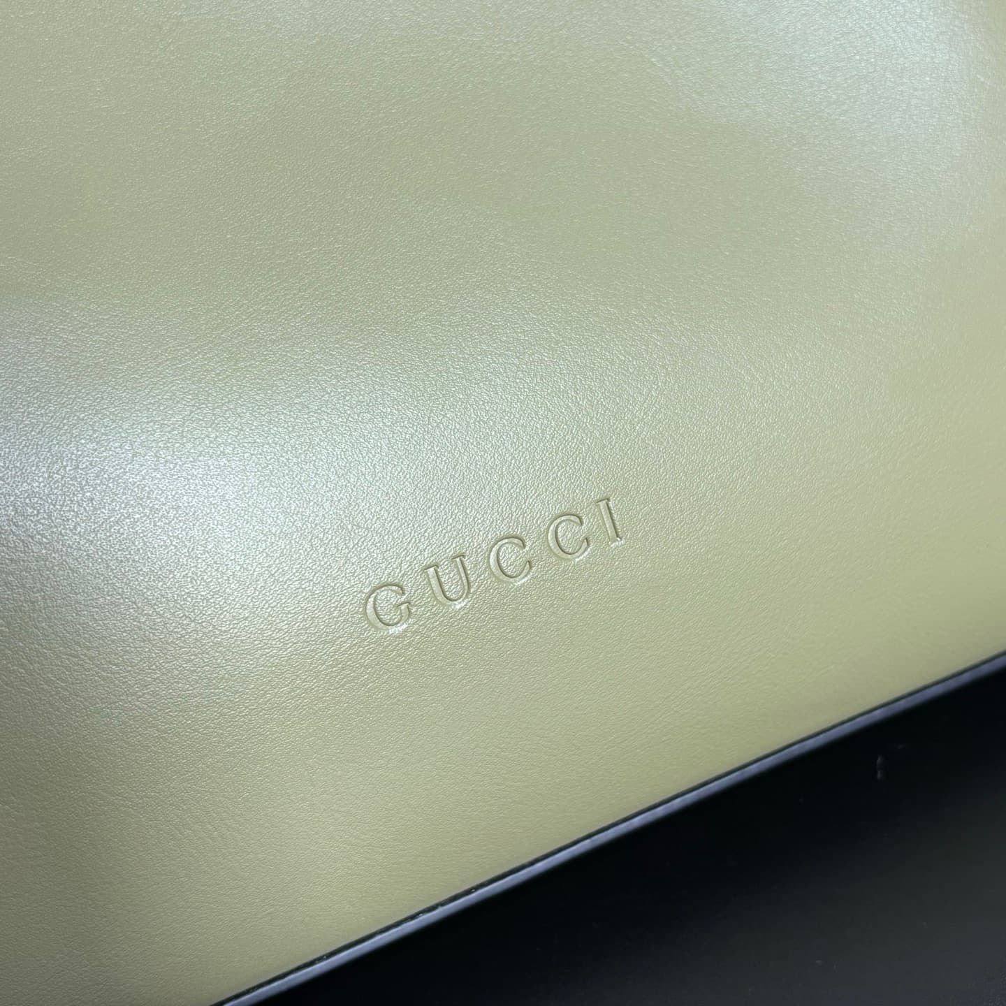 Gucci Product 850926