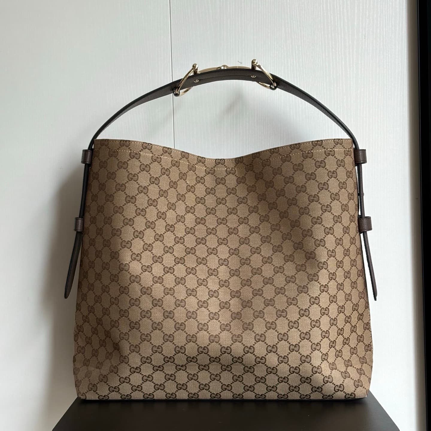 Gucci Product 850546