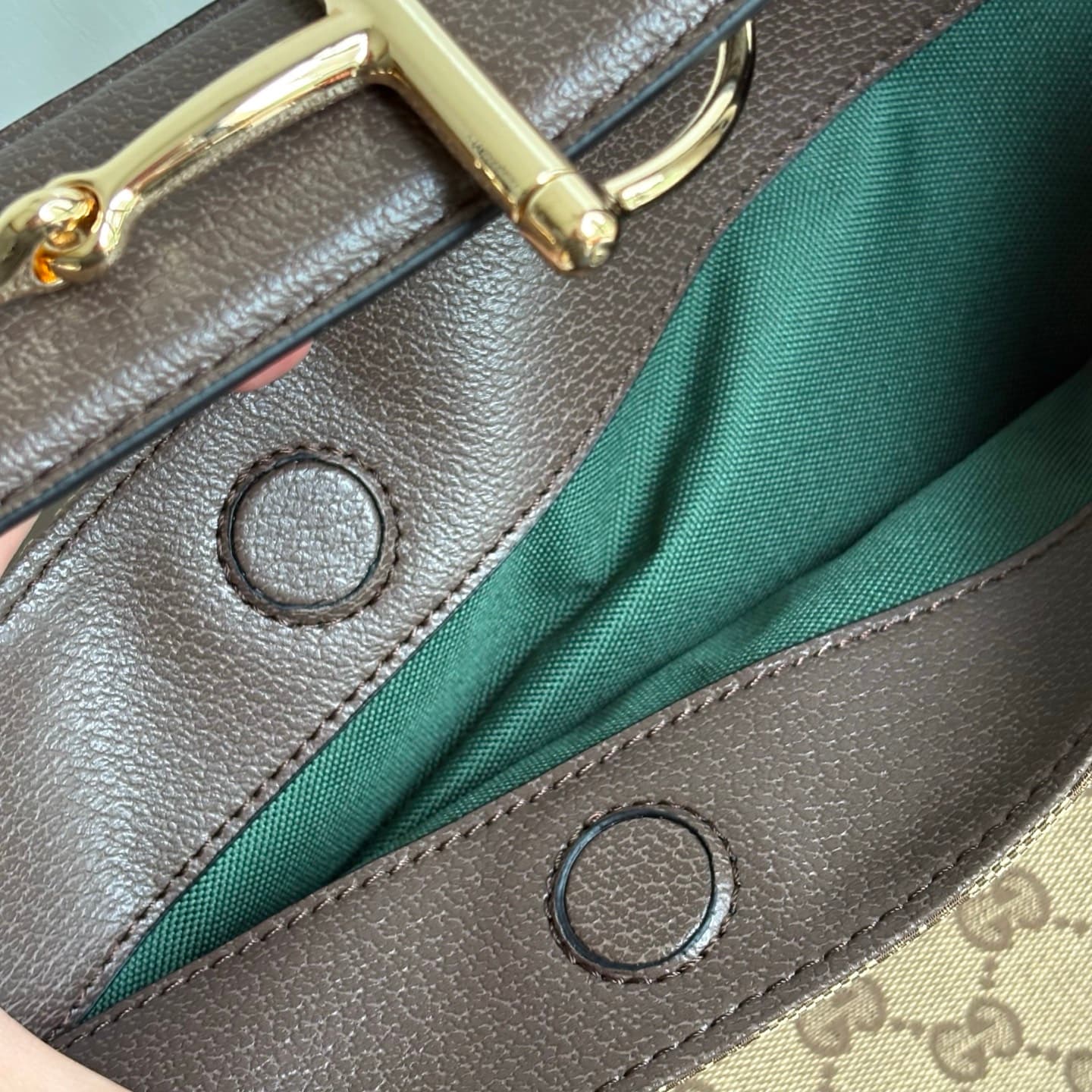 Gucci Product 850546