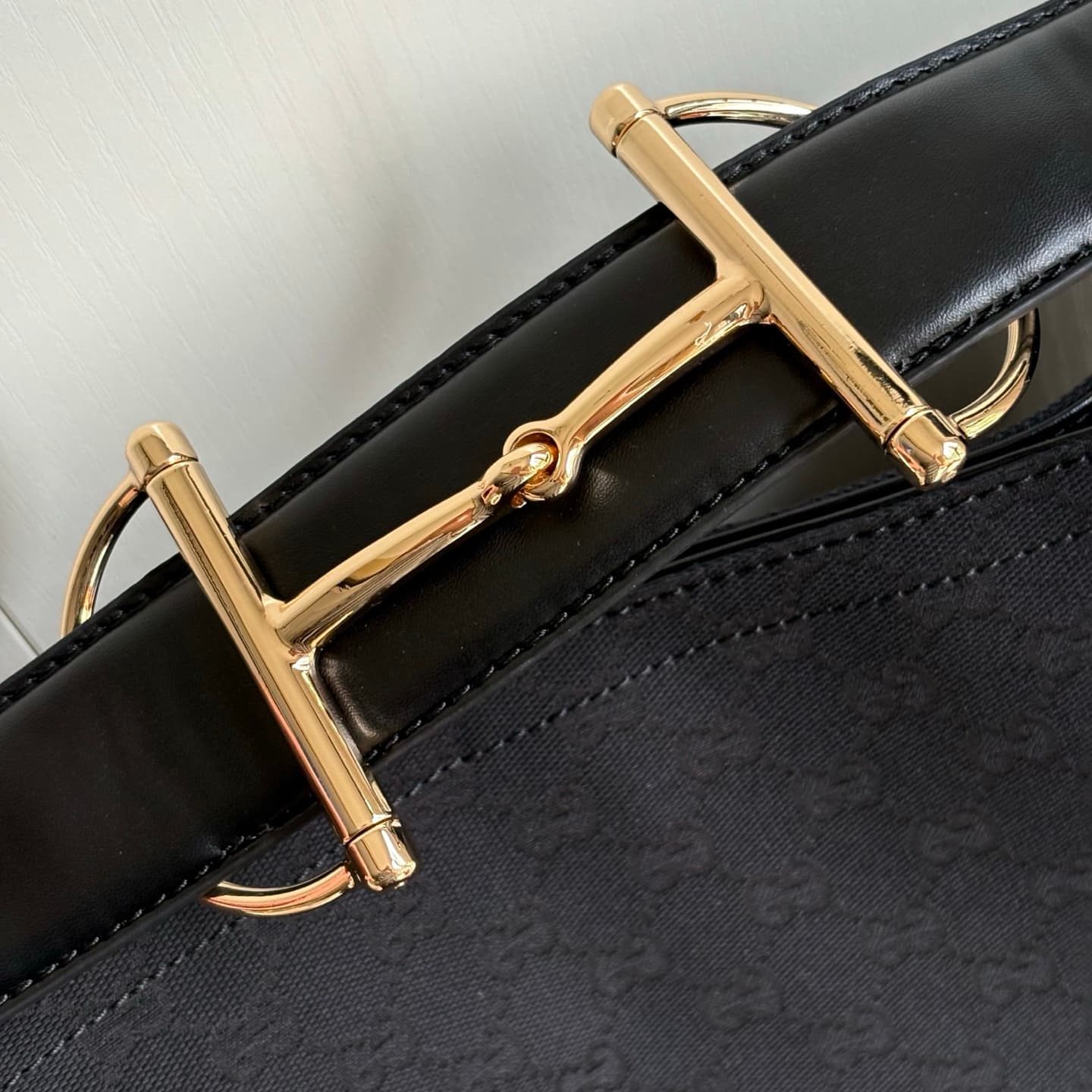 Gucci Product 850546