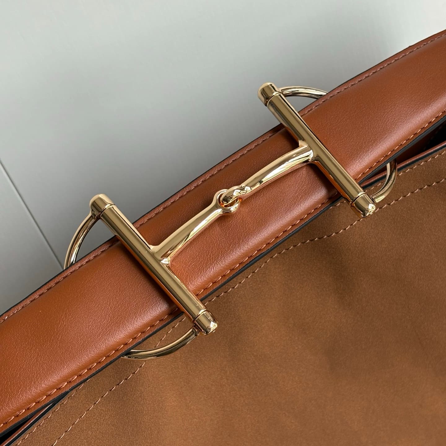 Gucci Product 850546