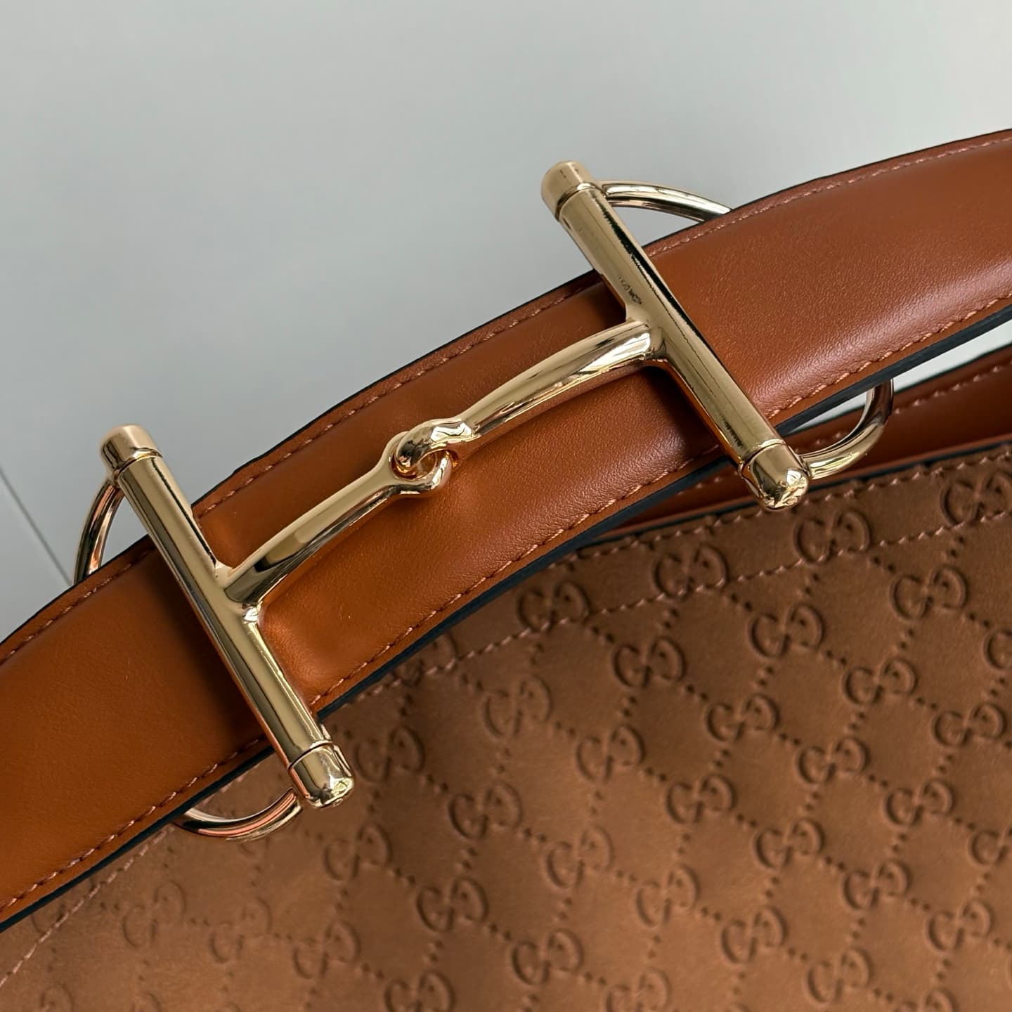 Gucci Product 850546