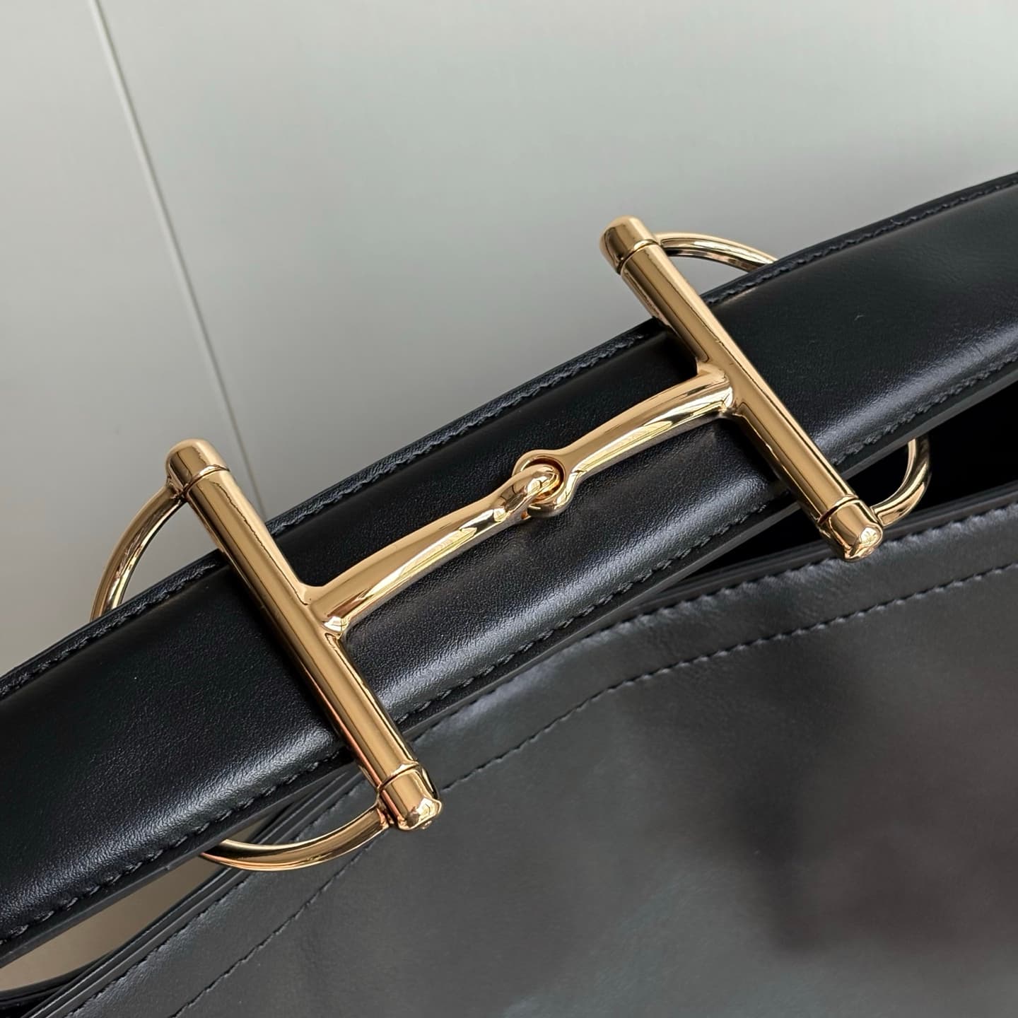 Gucci Product 850546