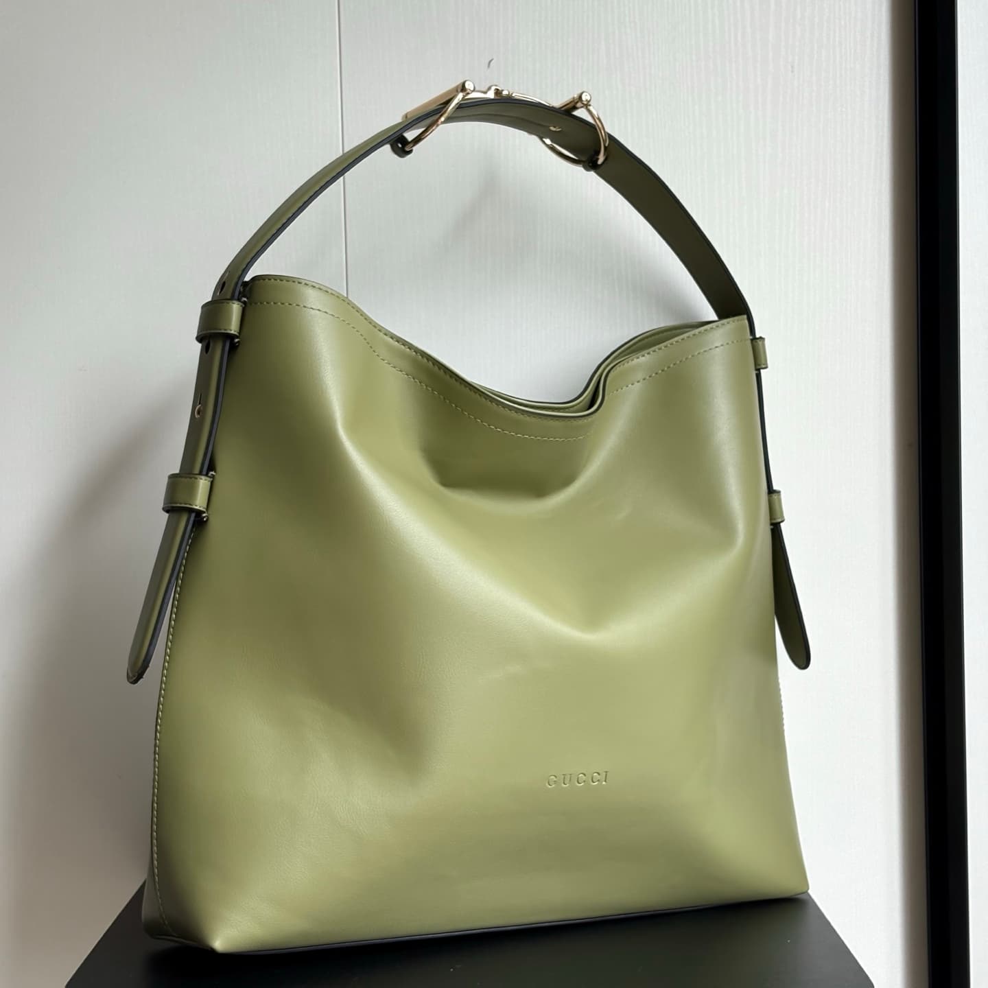 Gucci Product 850546