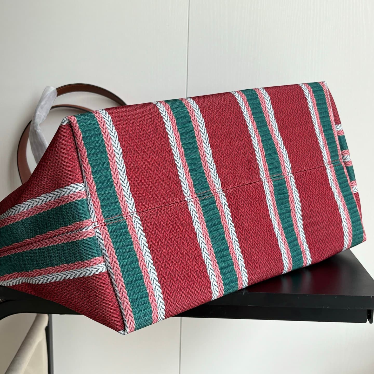 Gucci Product 818771
