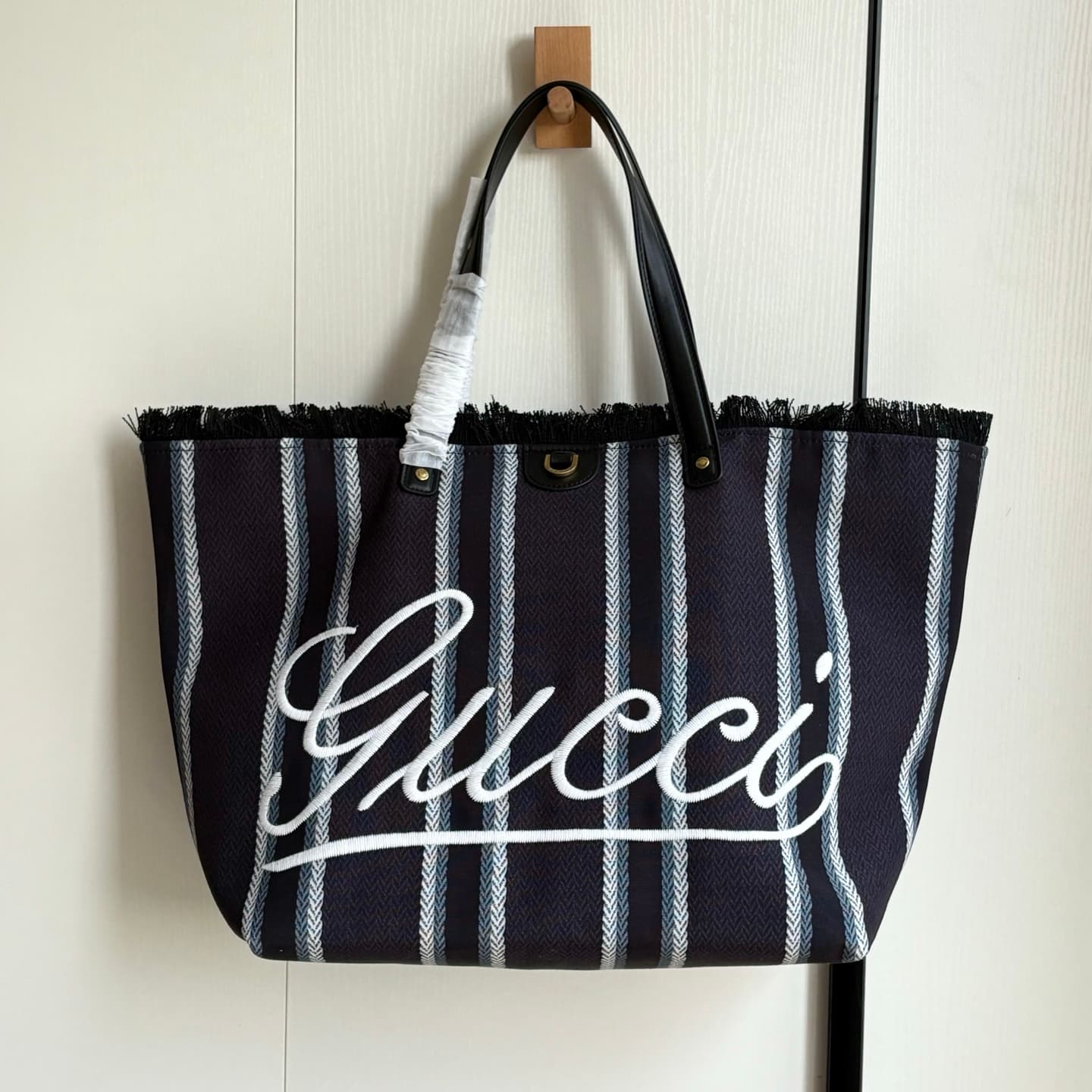 Gucci Product 818771
