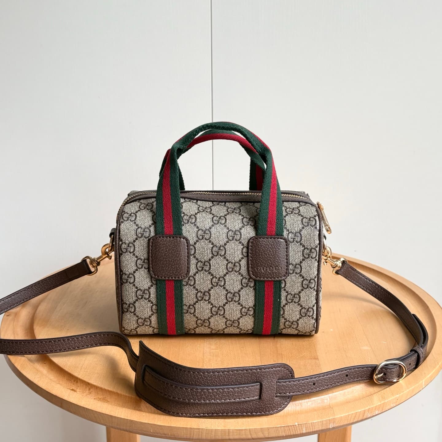 Gucci Product 859975