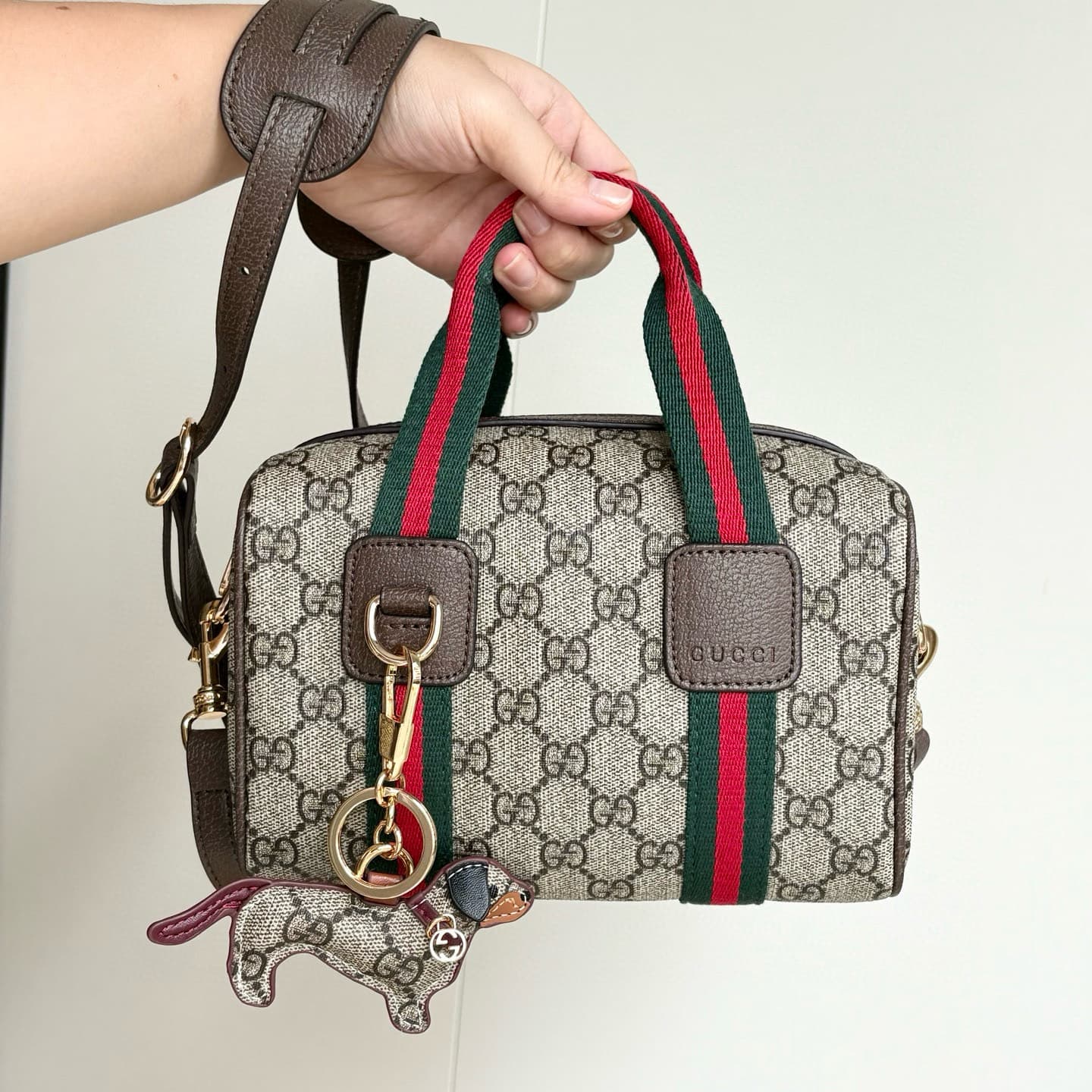 Gucci Product 859975
