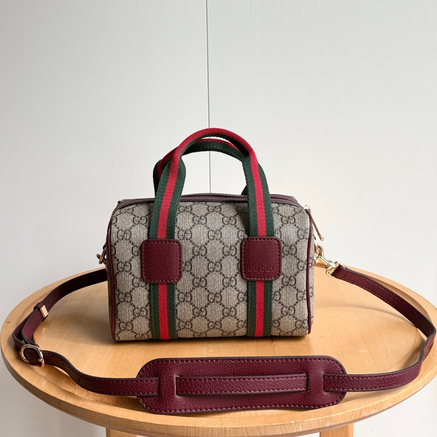 Gucci Product 859975