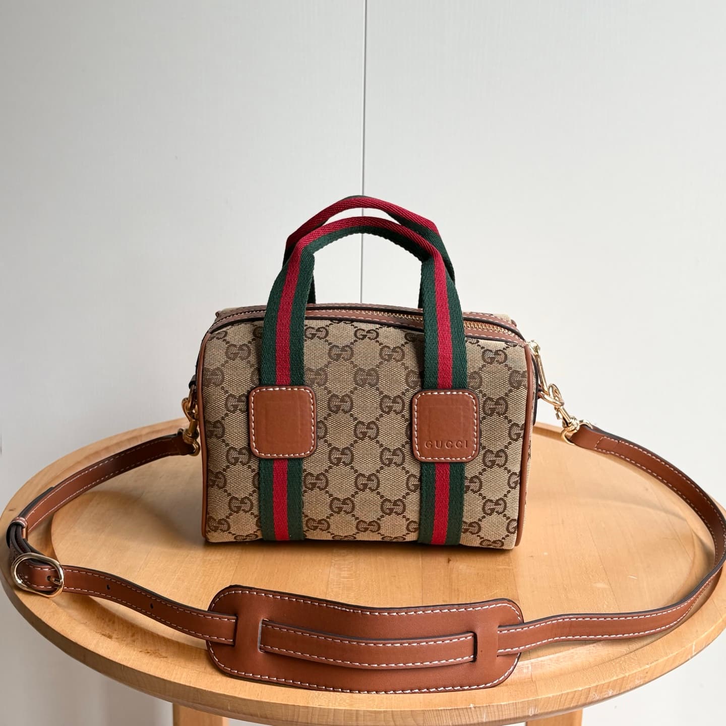Gucci Product 859975