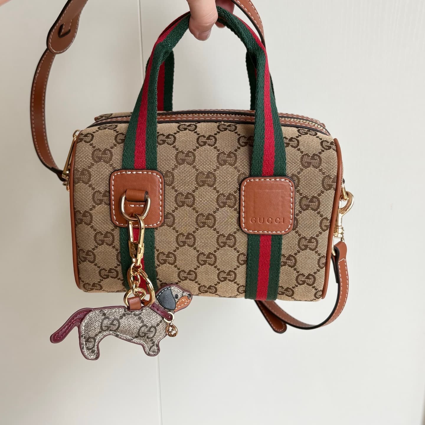 Gucci Product 859975