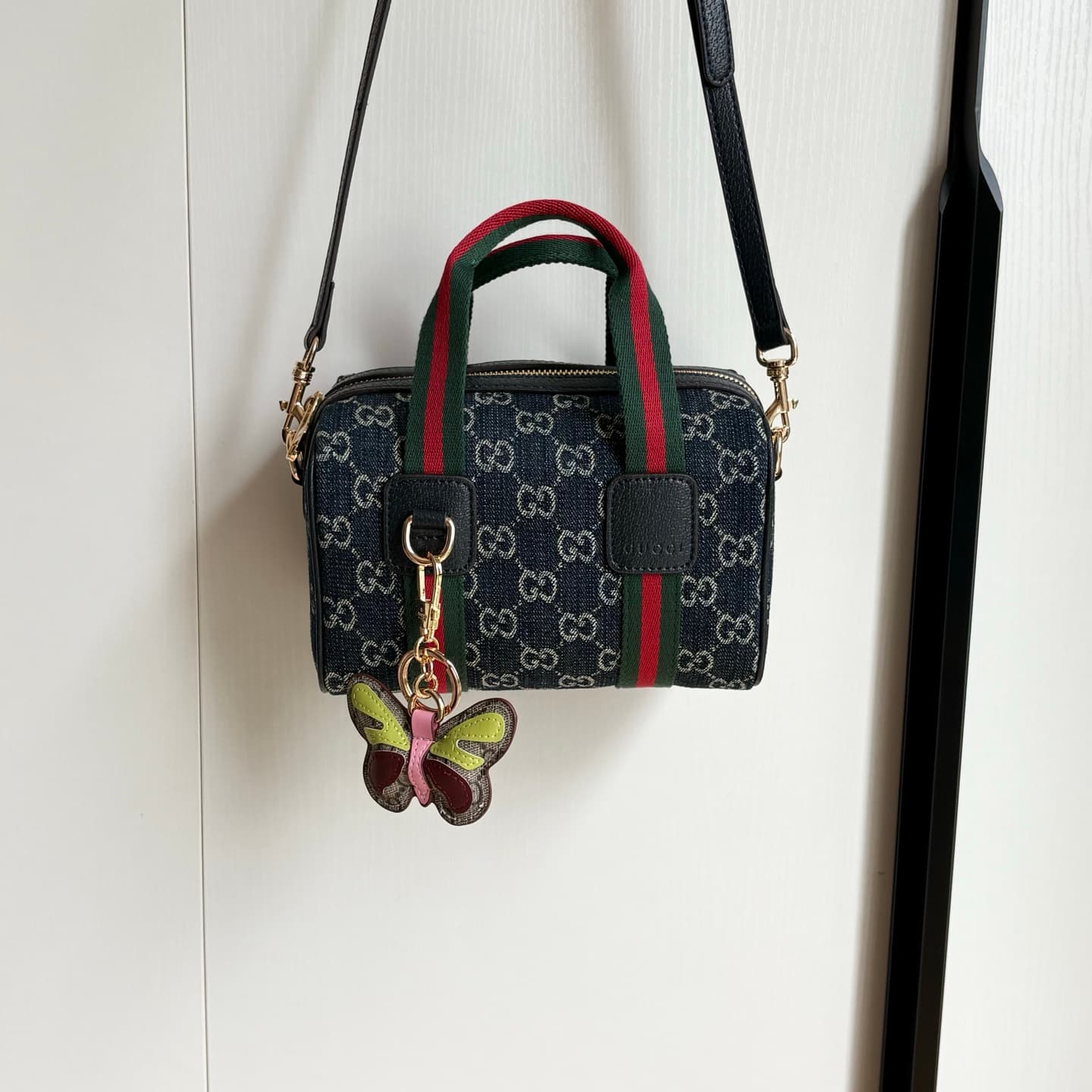 Gucci Product 859975
