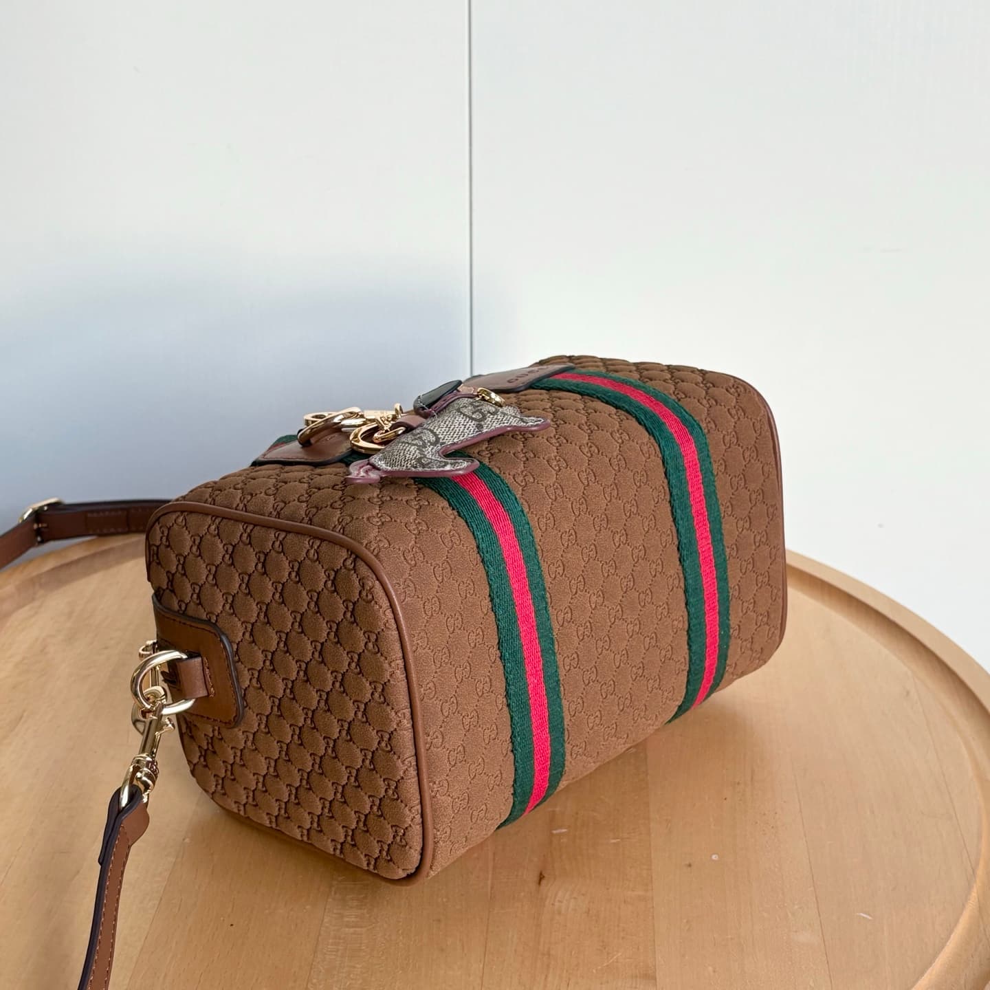 Gucci Product 859975