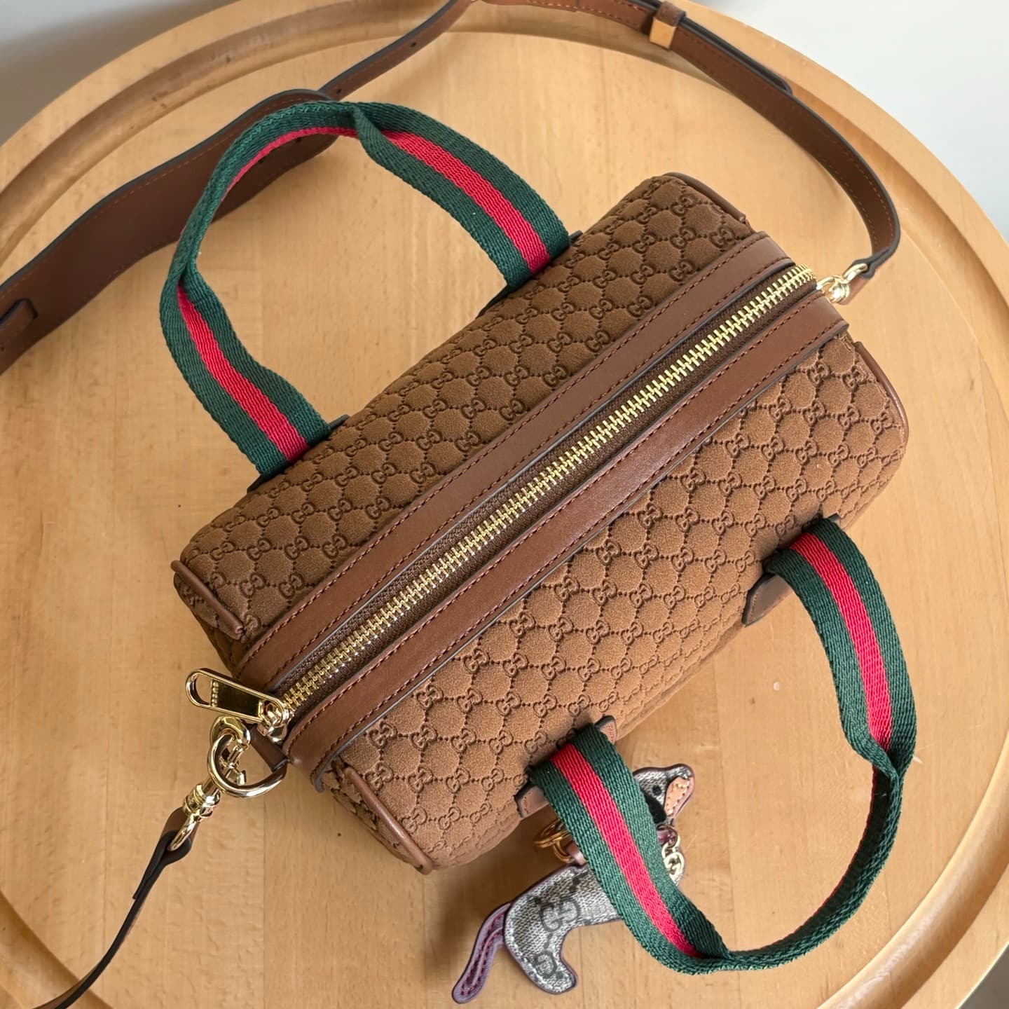 Gucci Product 859975
