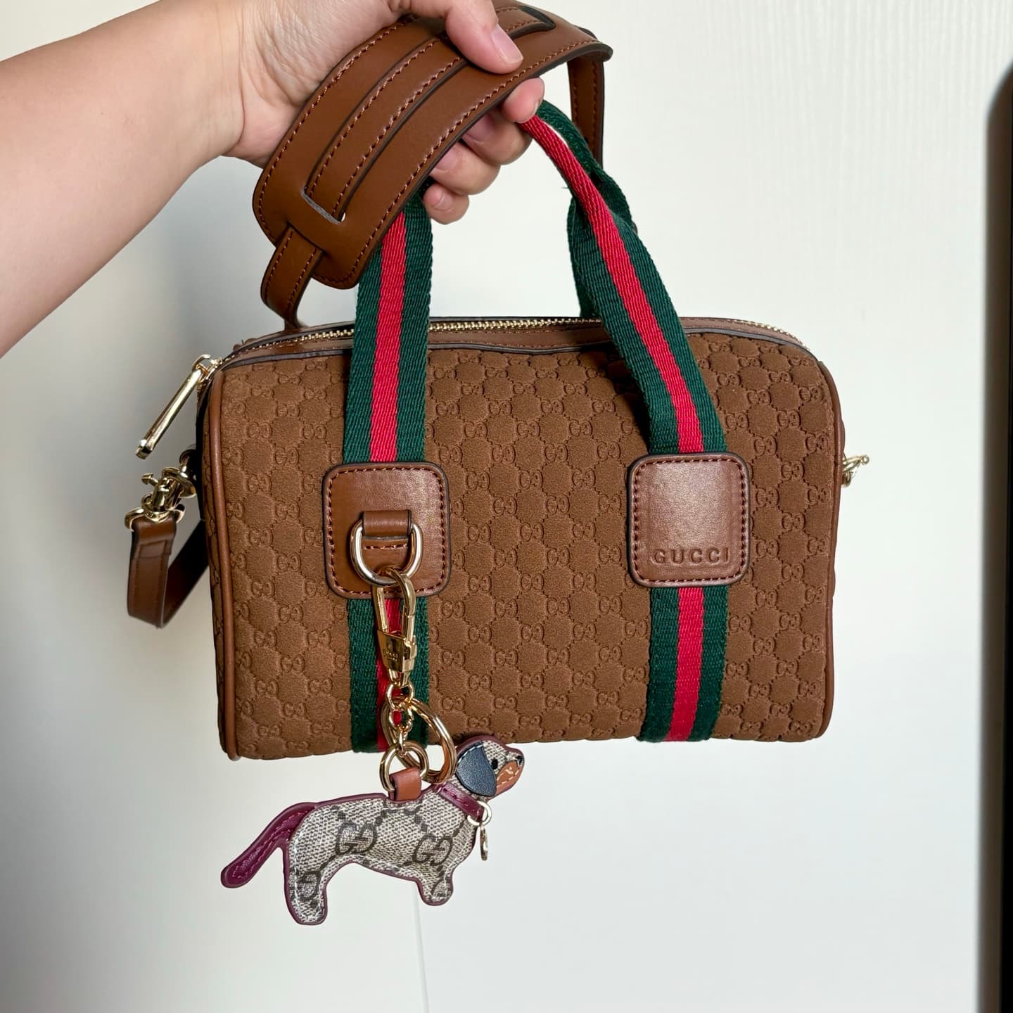 Gucci Product 859975