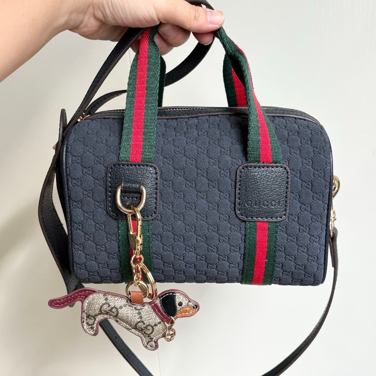Gucci Product 859975